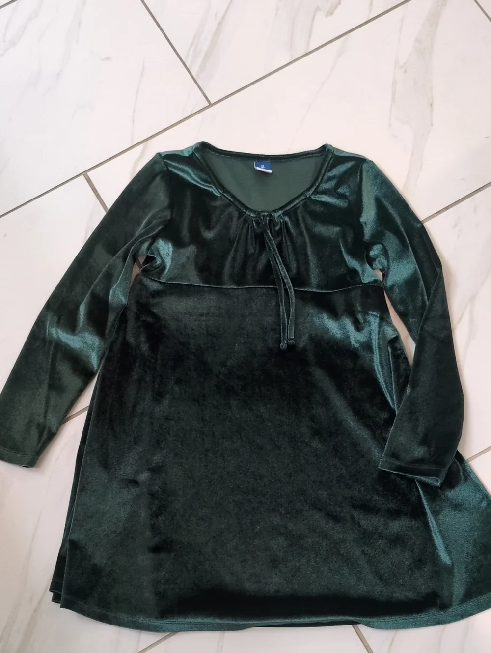 Old Navy Dark Green Velvet Tie-Neck Long-Sleeve Dress